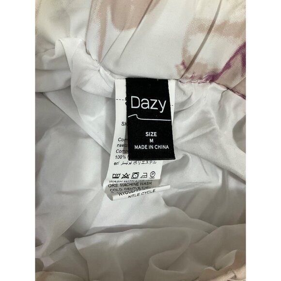 NWT DAZY Women's Preppy Style Pleated Skirt Size : Medium - Picture 3 of 9